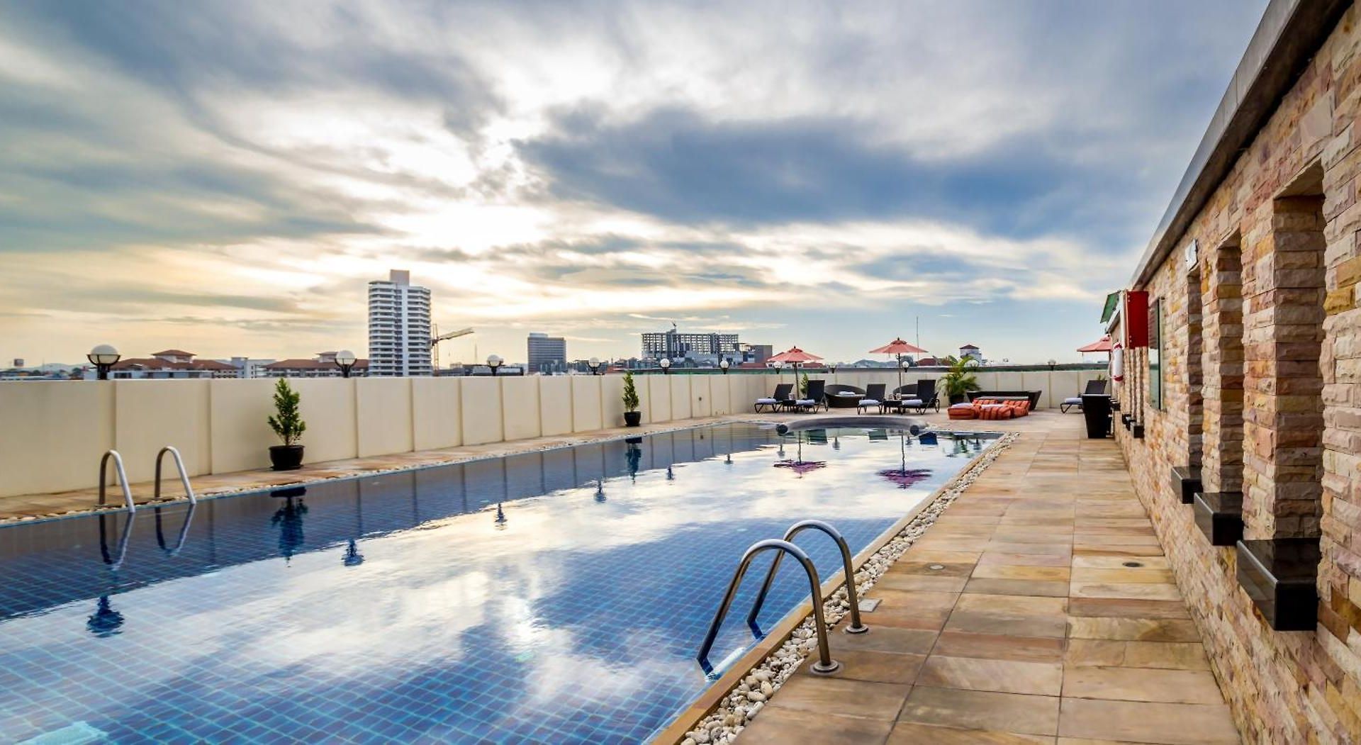 โรงแรม Nova By Compass Hospitality