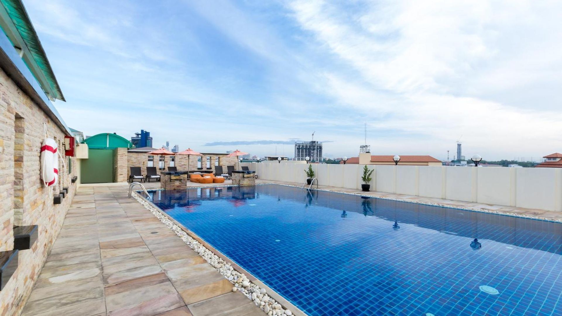 Nova By Compass Hospitality โรงแรม Pattaya