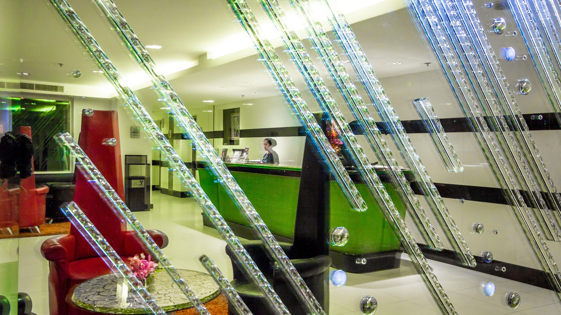 โรงแรม Nova By Compass Hospitality 4*
