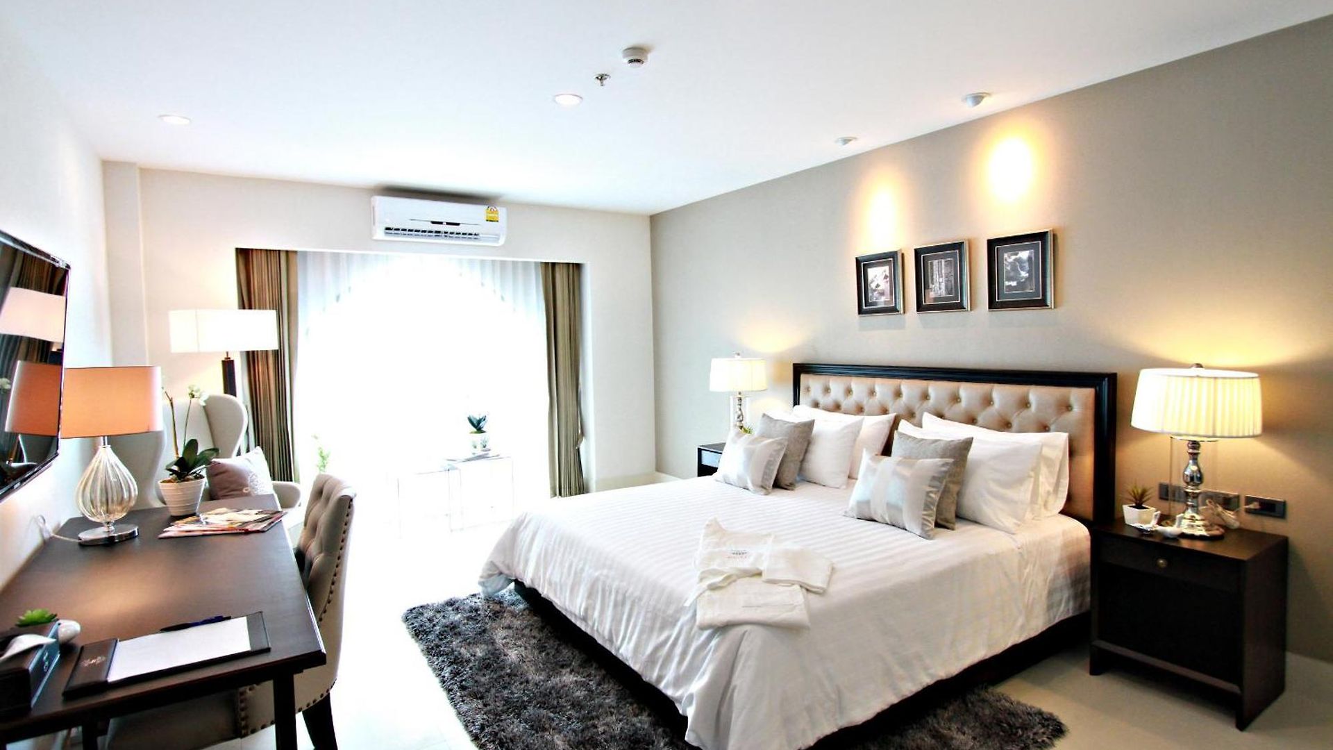 โรงแรม Sn - Sha
