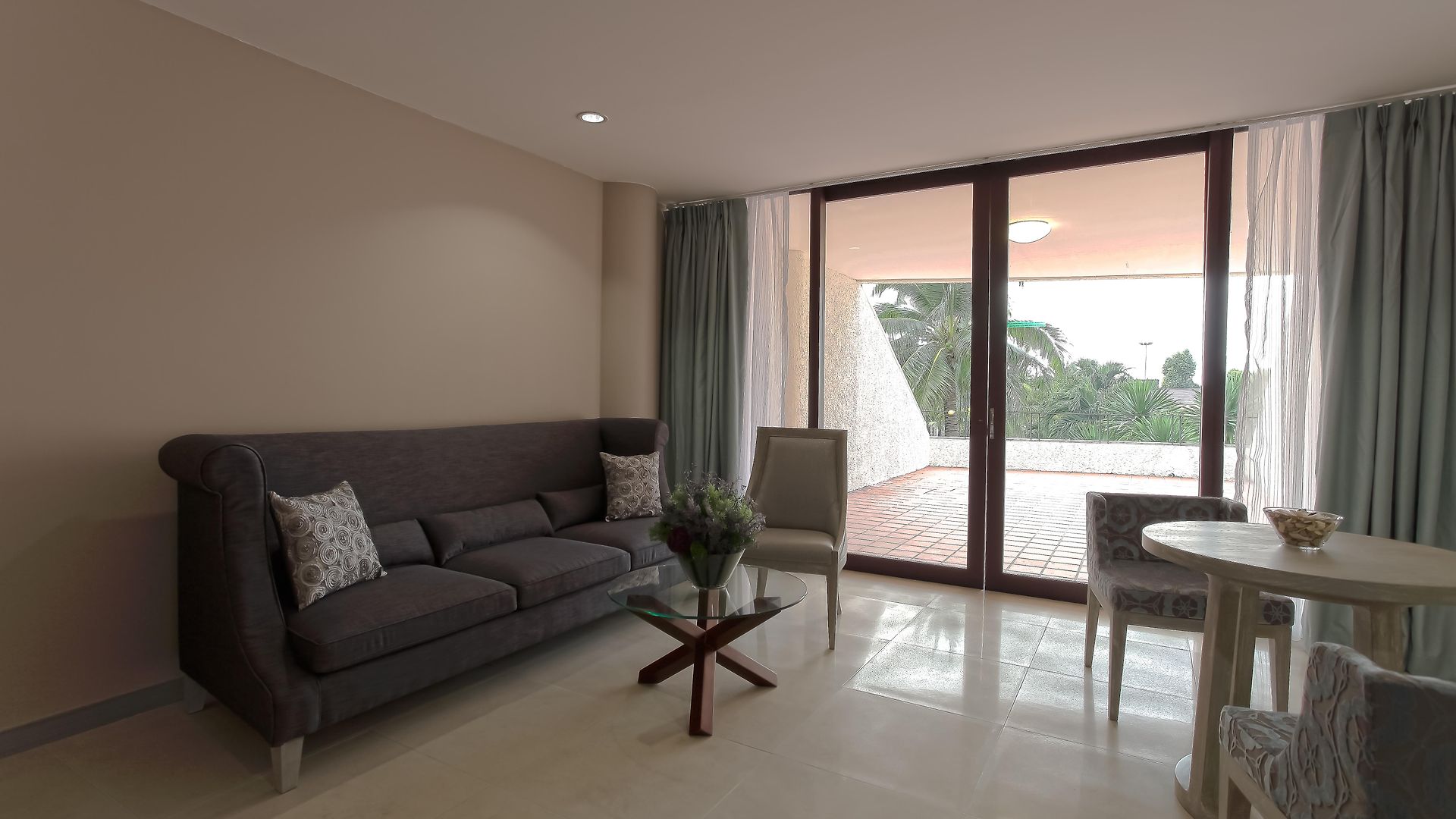 Tropicana รีสอร์ท