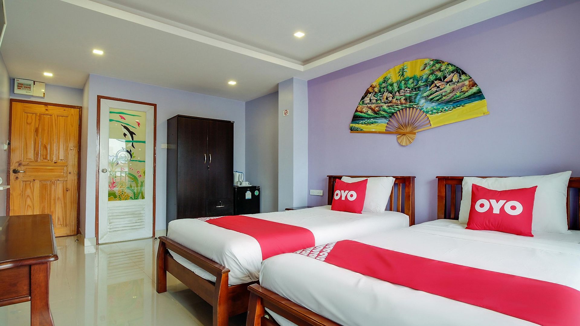 Phratumnak Hill Guest House