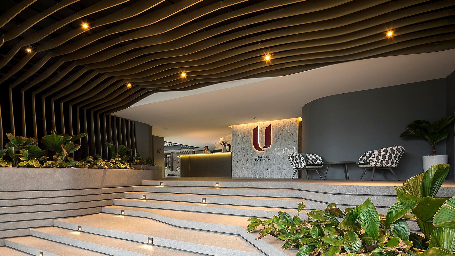 โรงแรม U Jomtien 4*