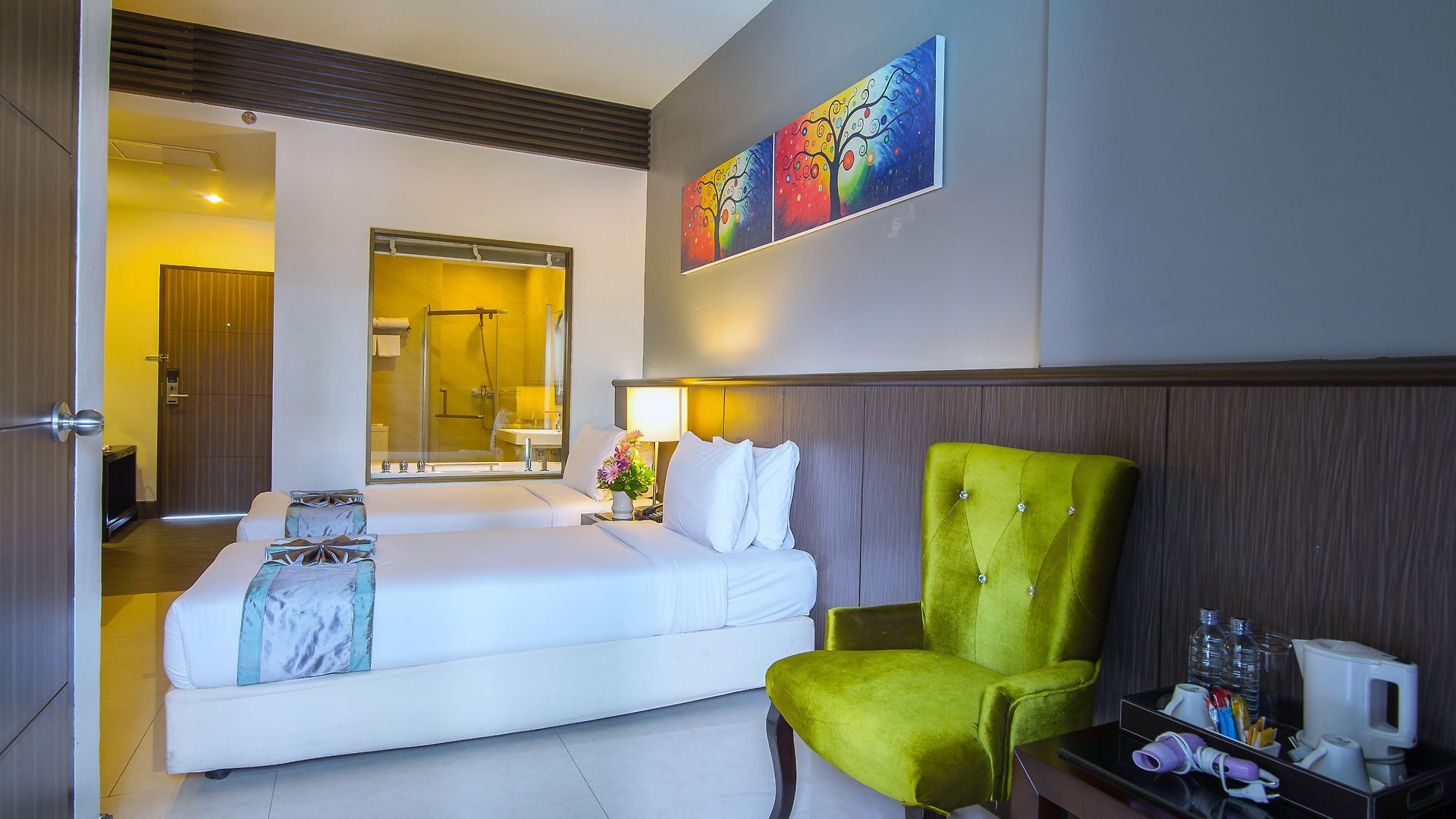 Woraburi & 4* Pattaya