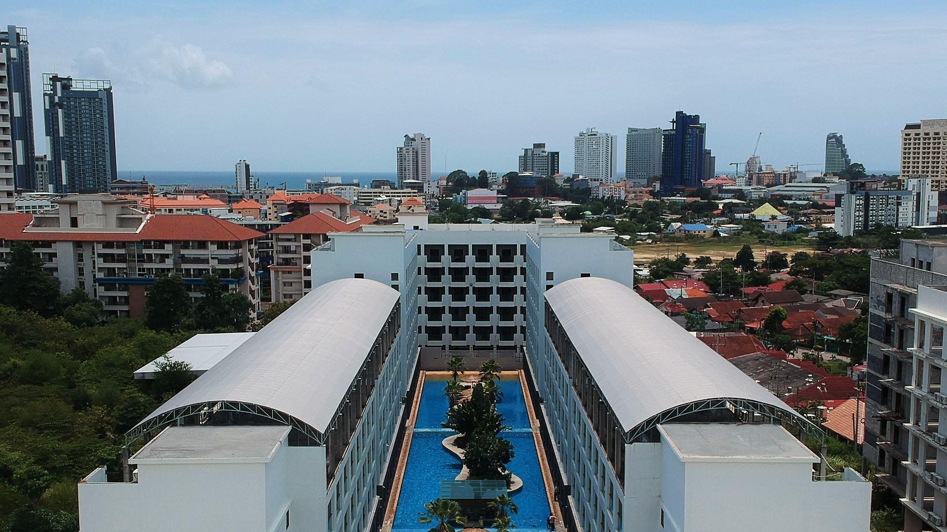 Woraburi & โรงแรม 4*