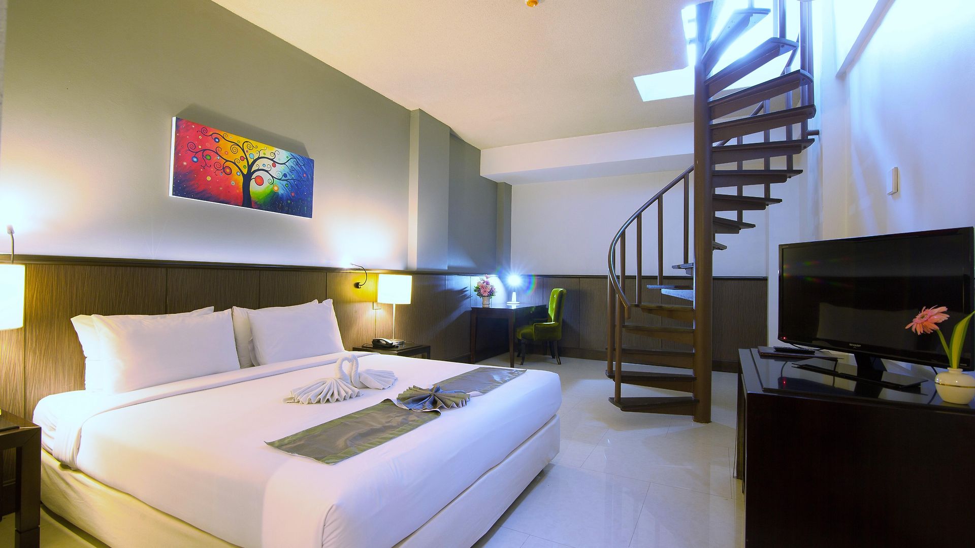 Woraburi & โรงแรม