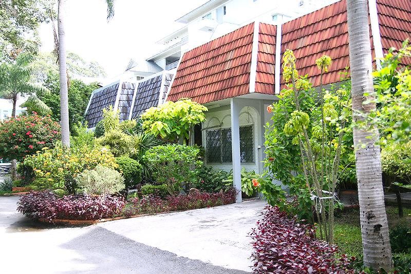 Hotel Twin Palms Pattaya, Sha Extra Certified 3*