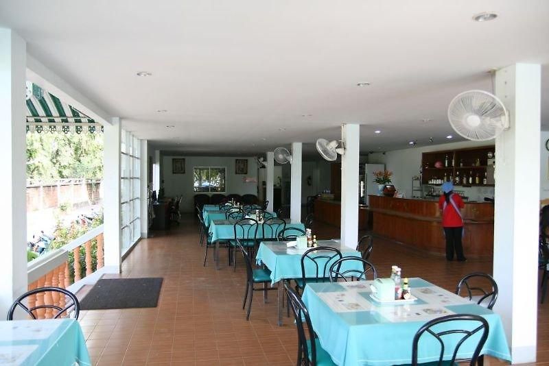 Twin Palms Pattaya, Sha Extra Certified Hotel