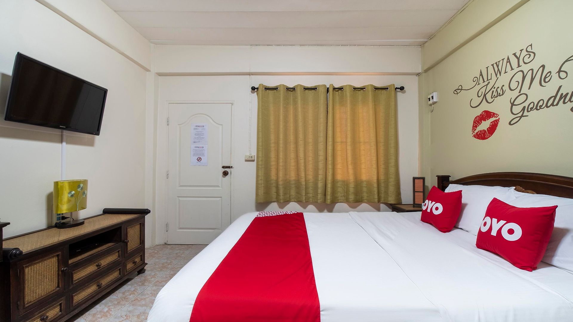 Hotel Oyo 838 Aromdee