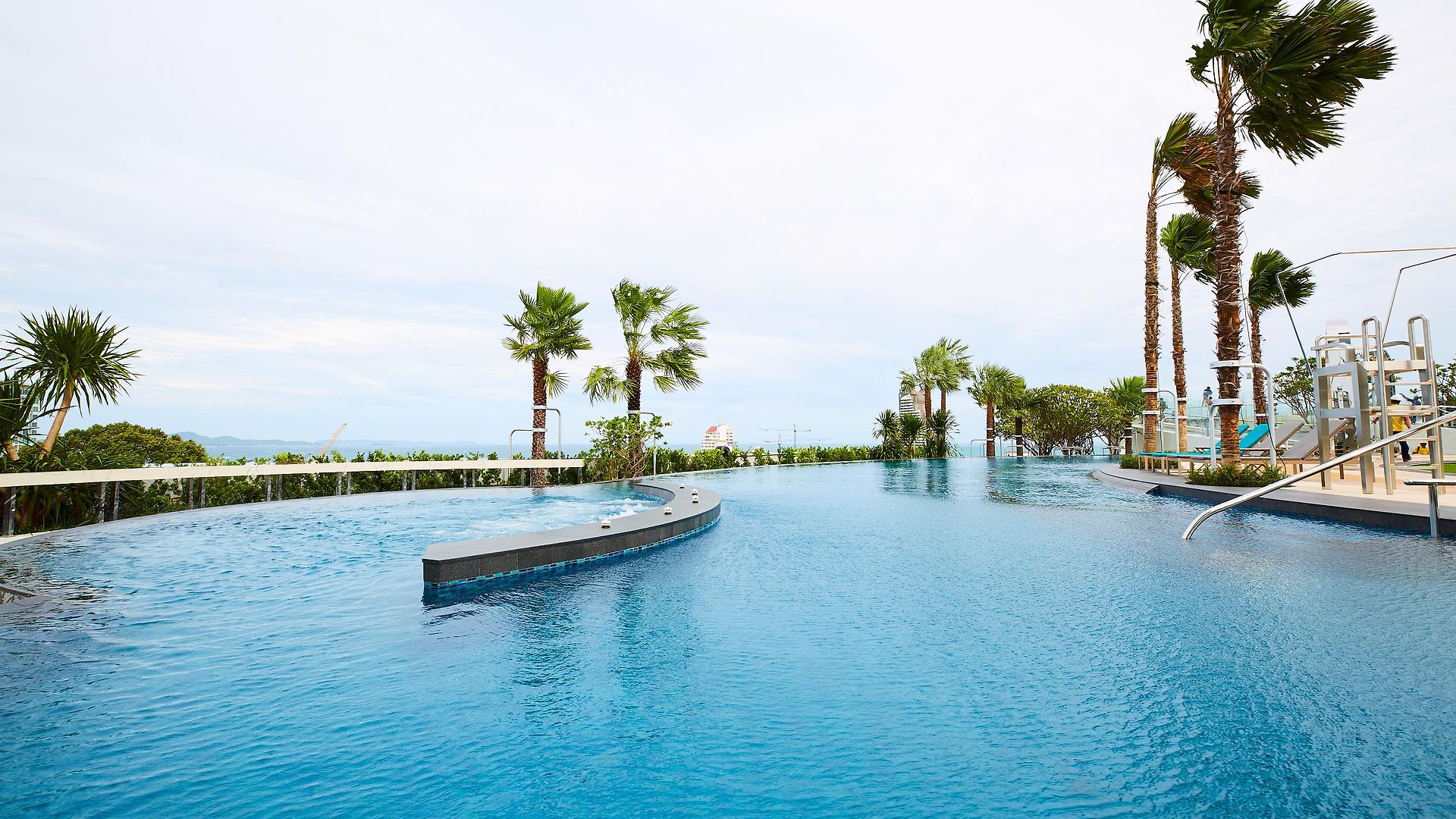 โรงแรม Grande Centre Point Pattaya