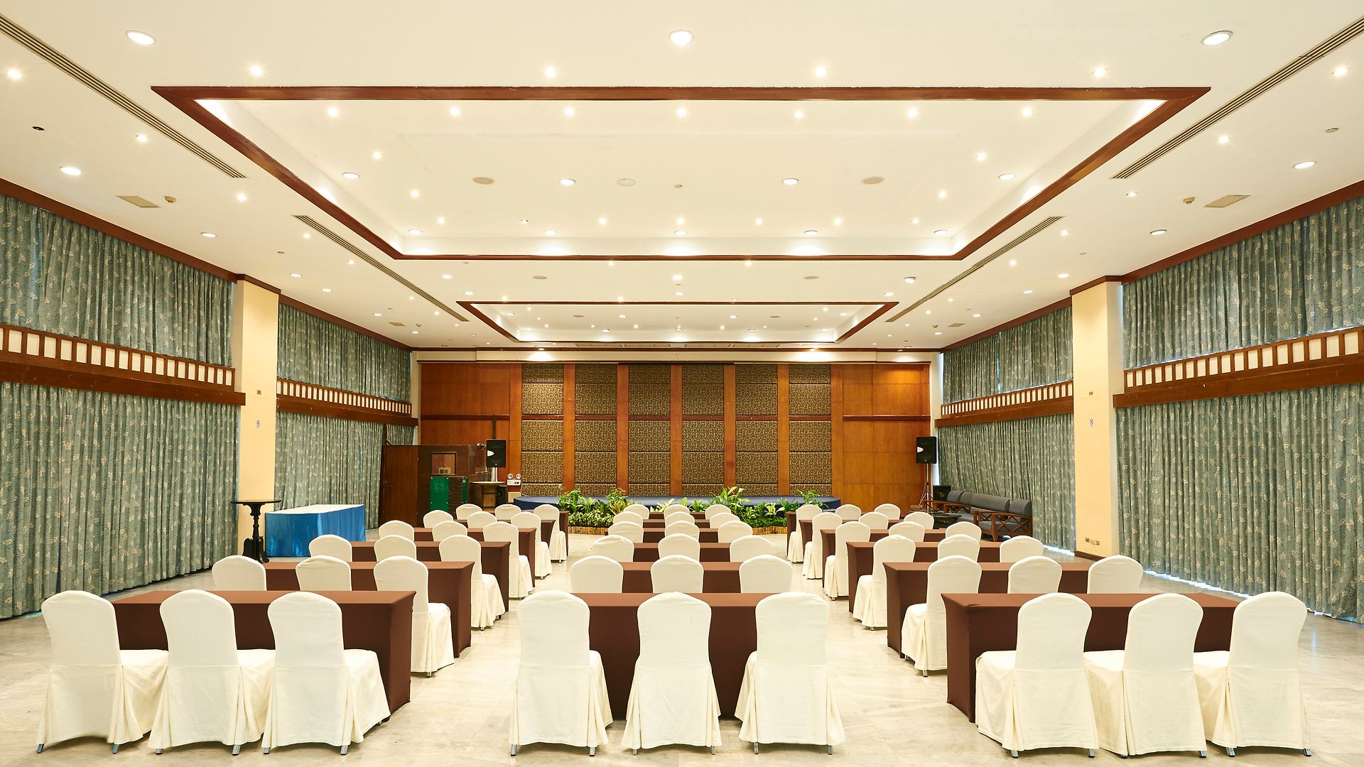 รีสอร์ท การ์เดน ซีวิว 5*