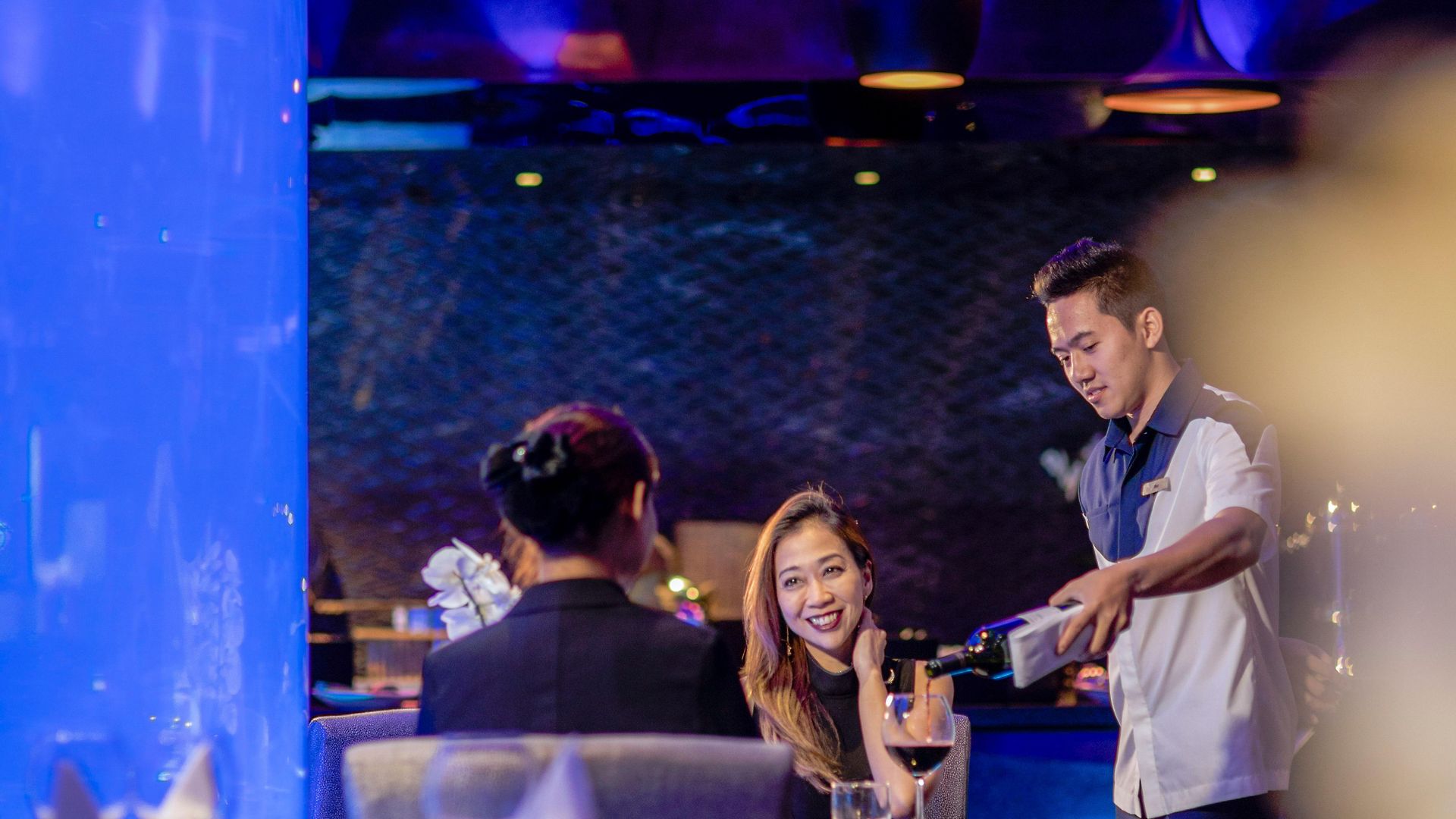 โรงแรม Azure 4*