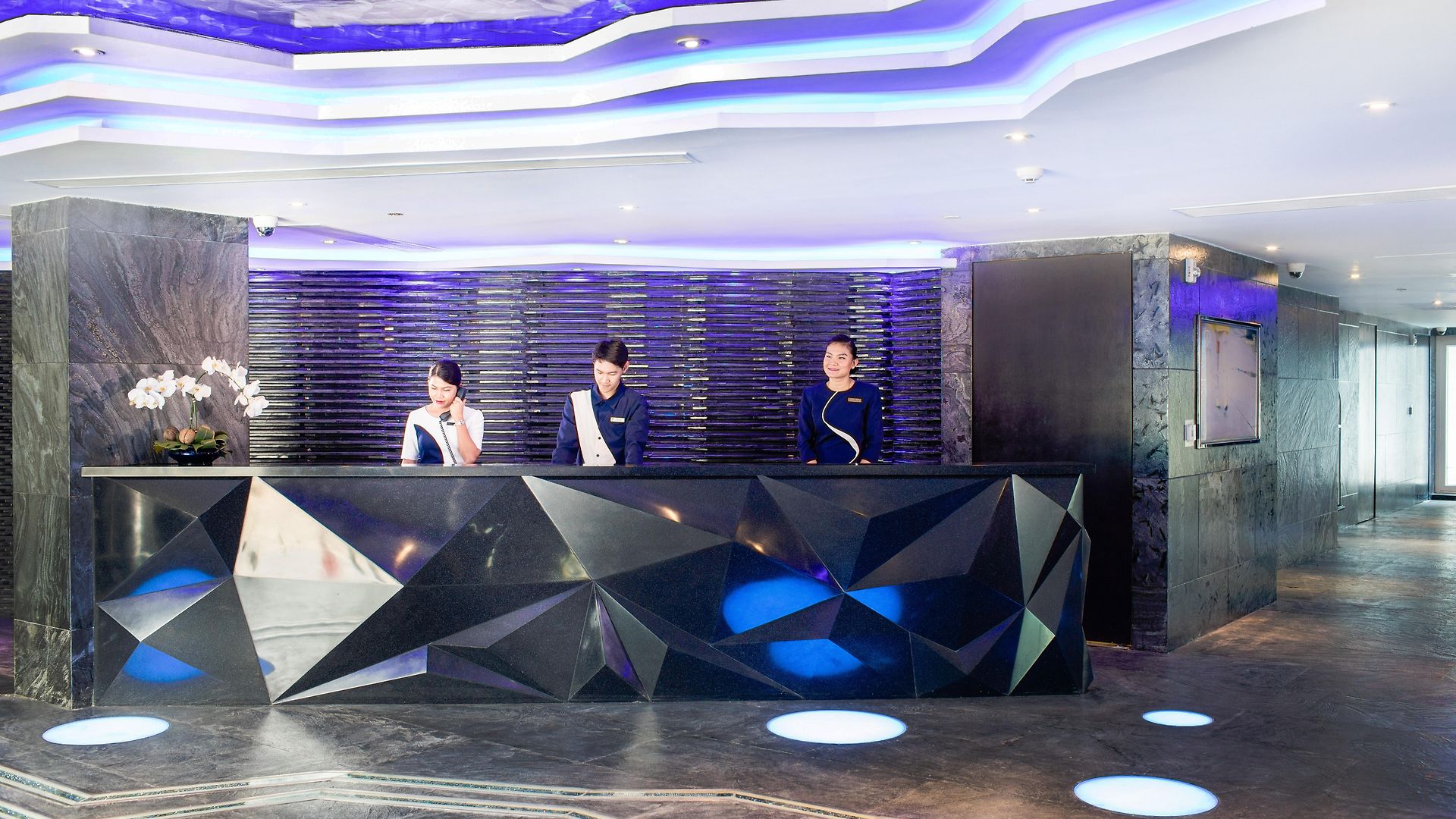 โรงแรม Azure