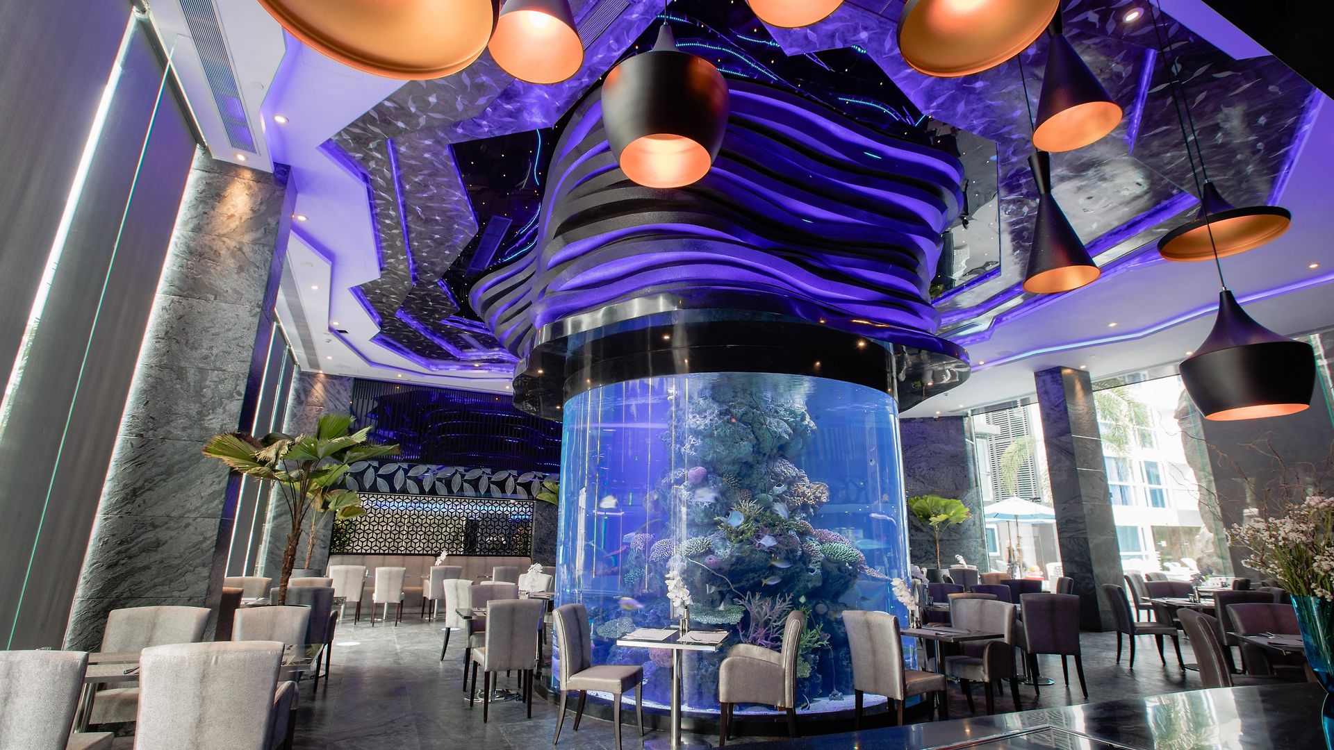 โรงแรม Azure