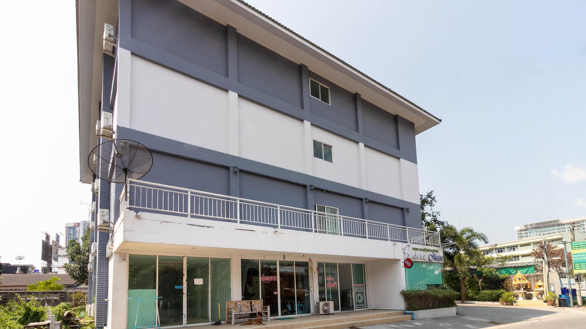 โอโย 75389 แพนโดร่า เฮาส์ 2*