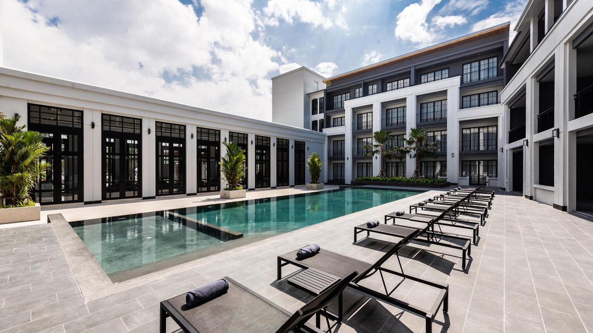 One Patio - Sha Extra 5* Pattaya