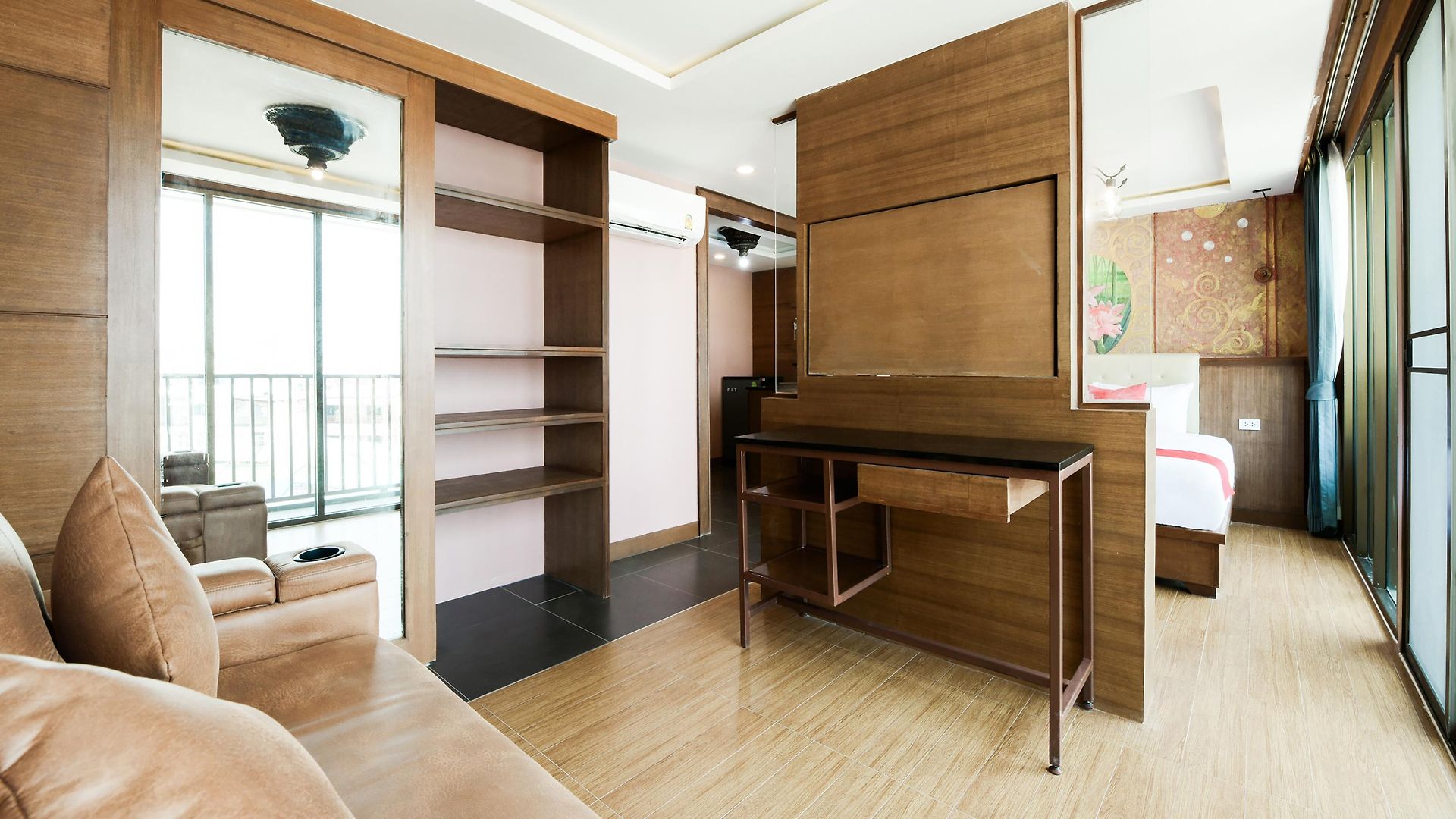 โรงแรม Oyo 458 Nakorn Siam Boutique Pattaya