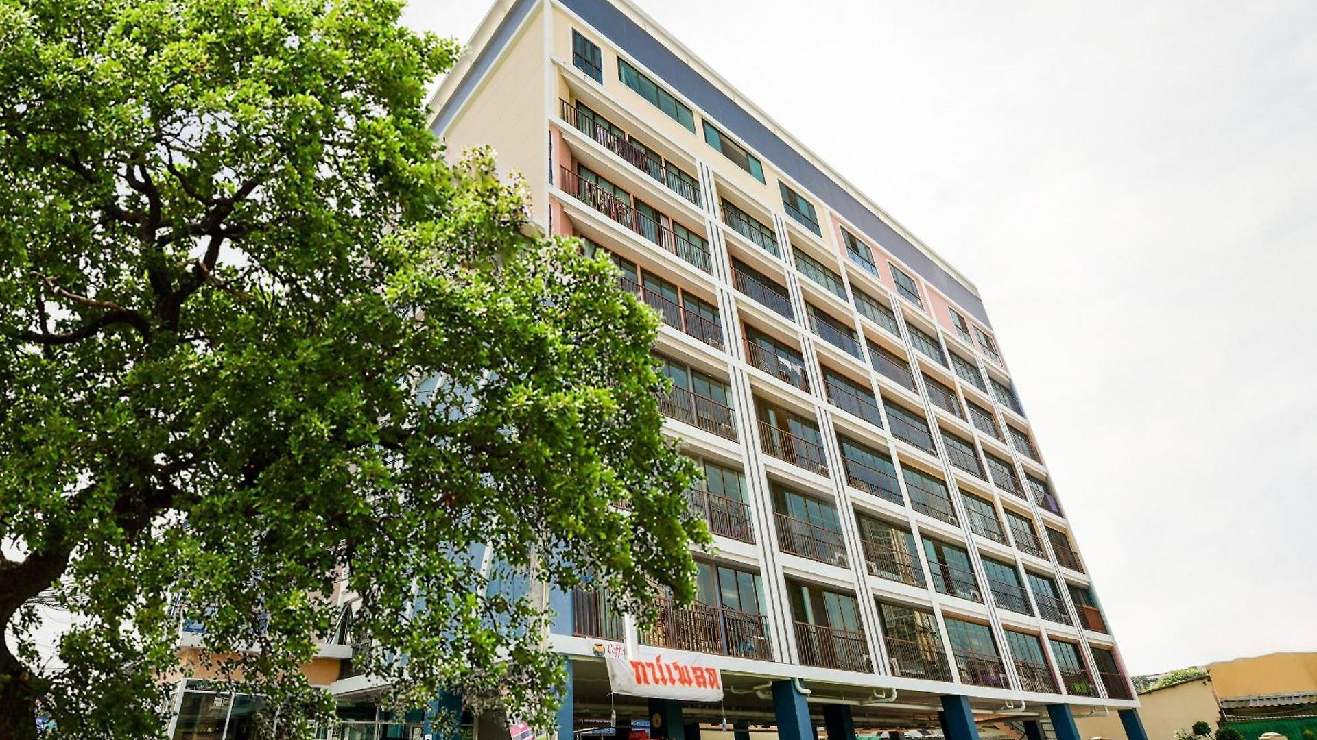 Oyo 458 Nakorn Siam Boutique โรงแรม Pattaya