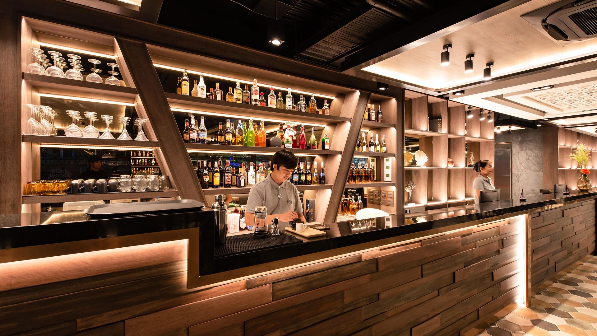 โรงแรม แบควูดส์ โฮเทล พัทยา 5*