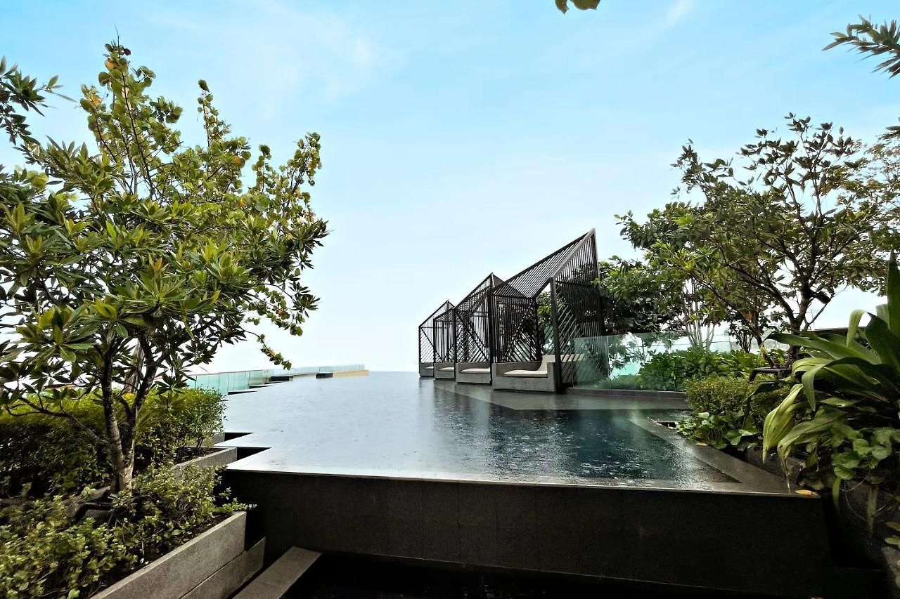 Edge By J&p 4*