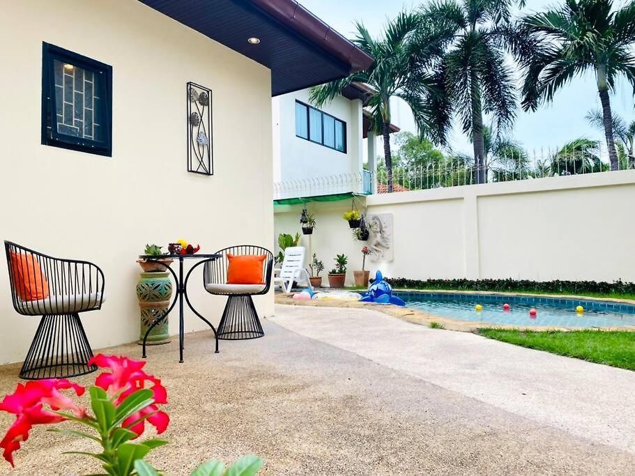 Mj22 Majestic Poolvillas 2 Bedrooms & Cozy วิลล่า Pattaya