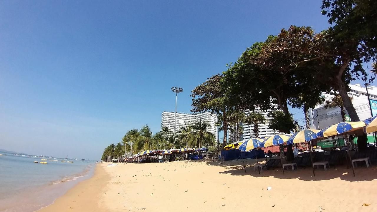 บ้านพัก Max's House Pattaya