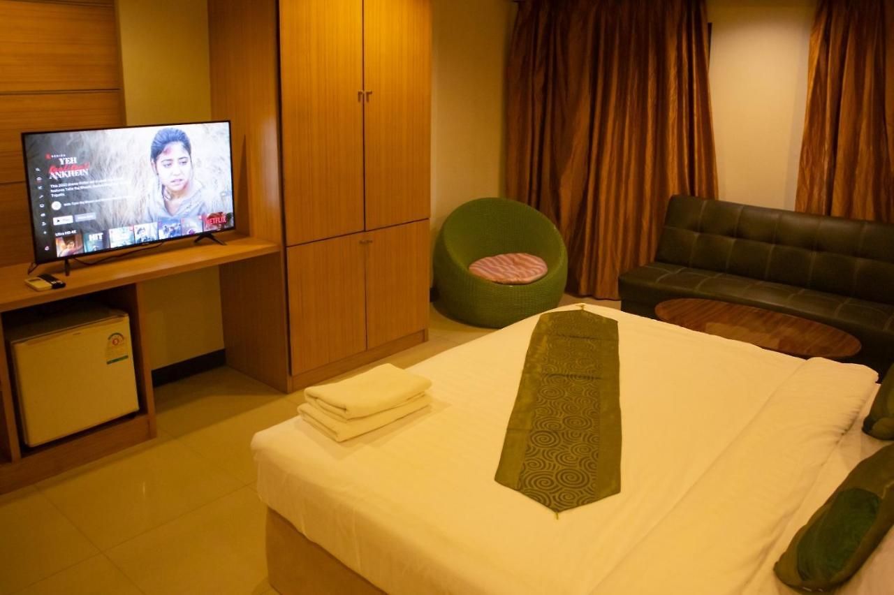 The Esse โรงแรม 3*