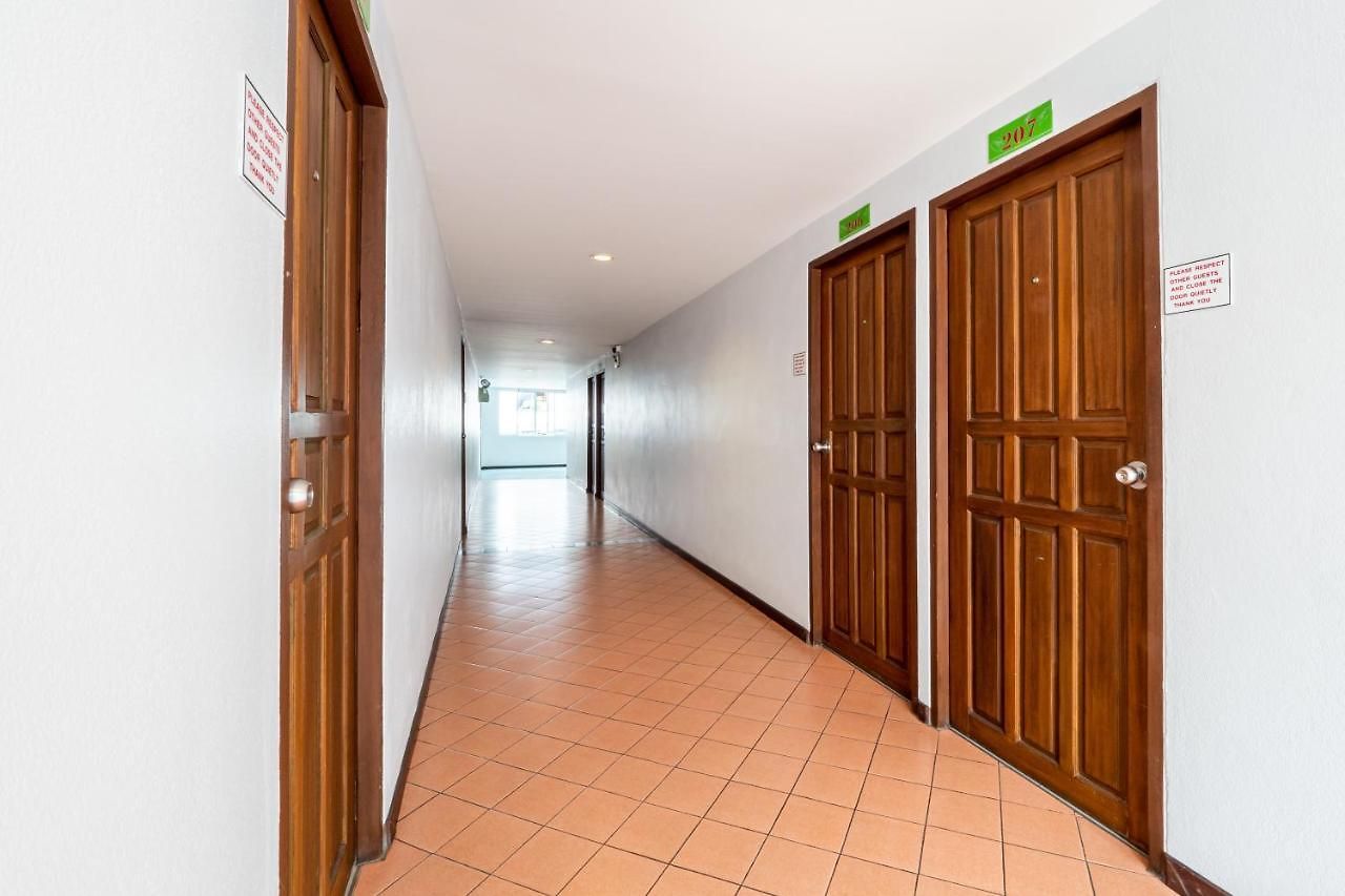 Reddoorz The Modern Place @ Hotel Pattaya