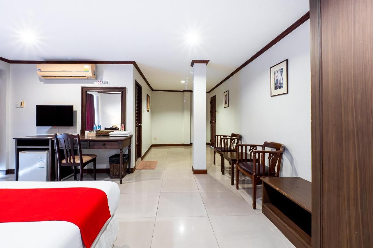 Reddoorz The Modern Place @