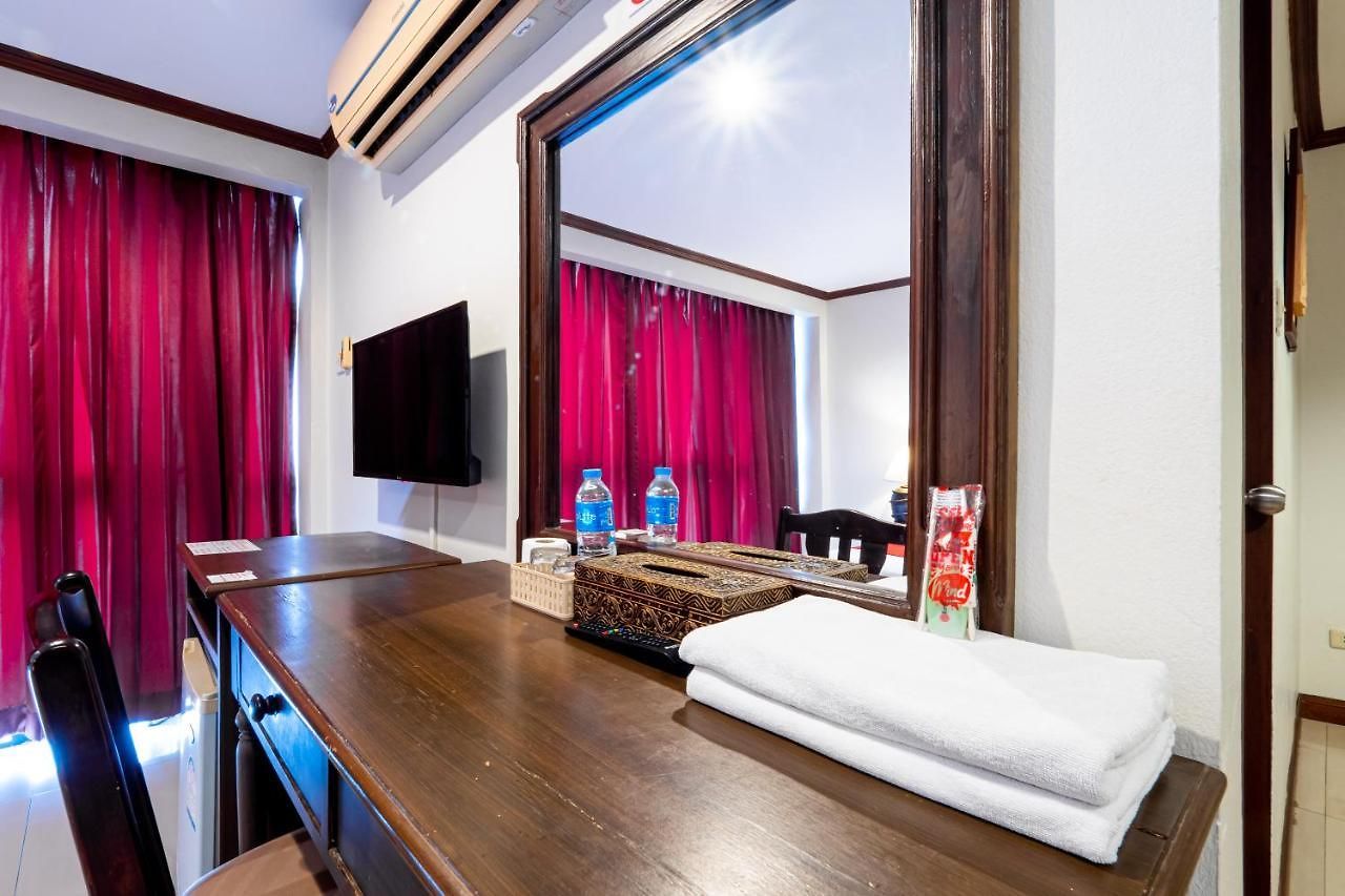 Reddoorz The Modern Place @ Hotel