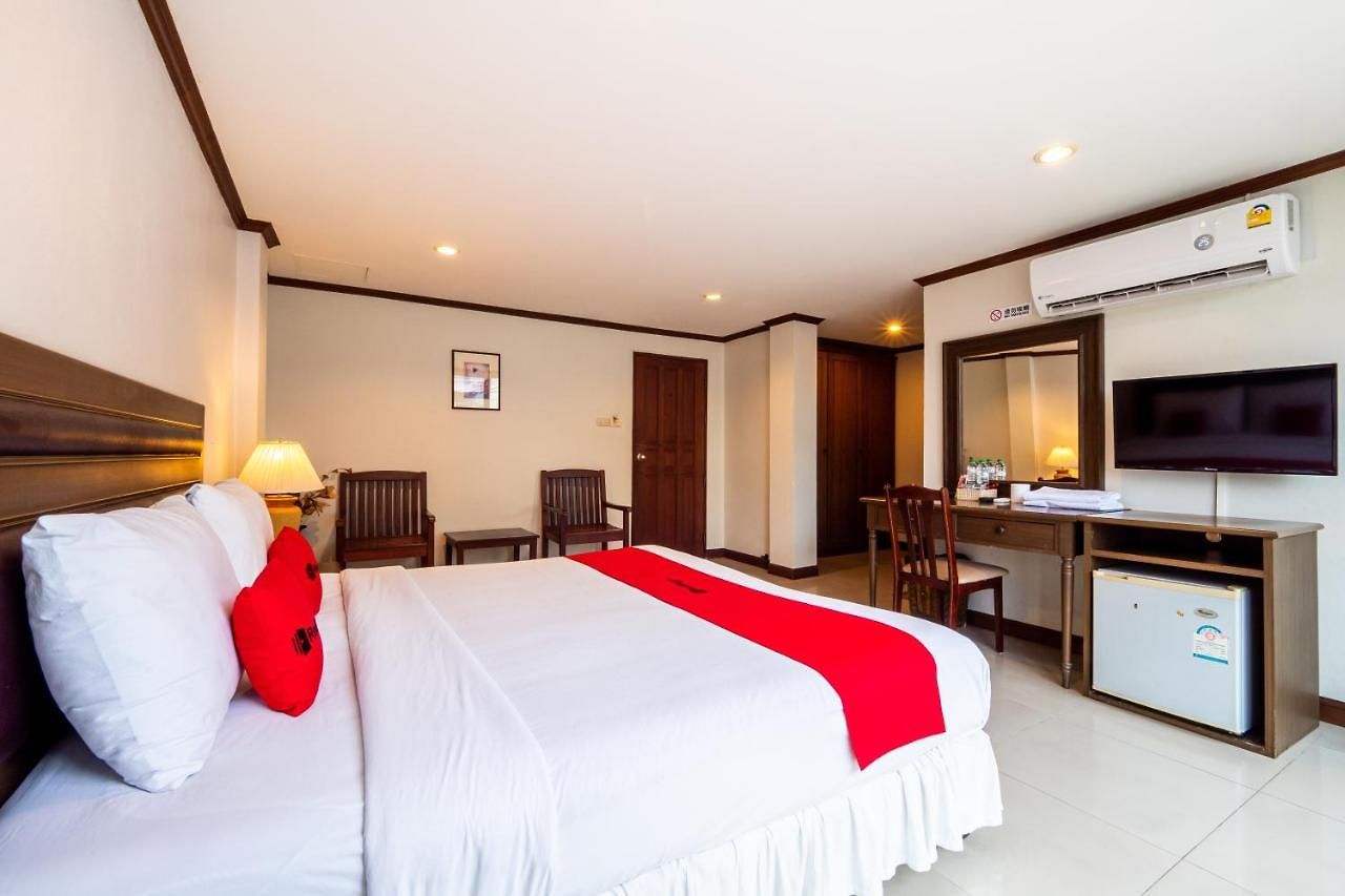 Reddoorz The Modern Place @