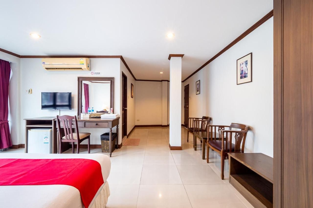 Reddoorz The Modern Place @ Pattaya