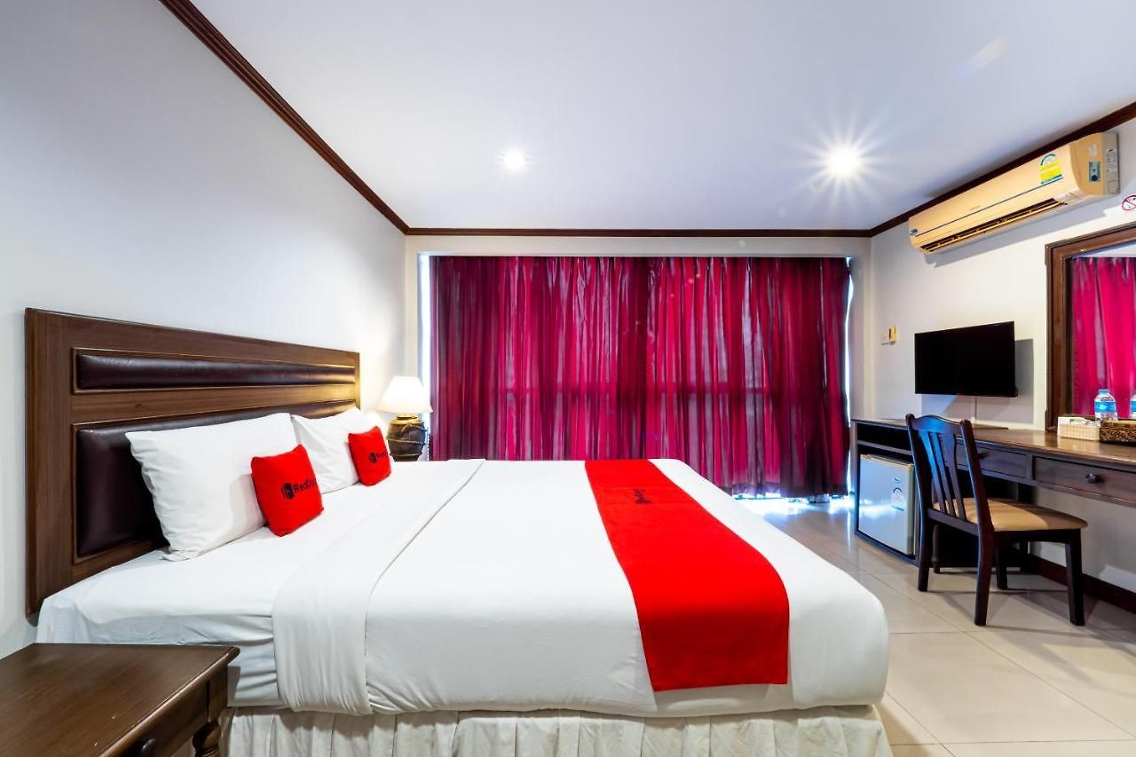 Reddoorz The Modern Place @