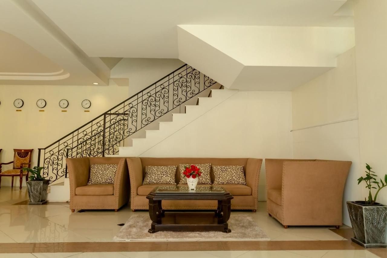 Ivory Palace โรงแรม 3*