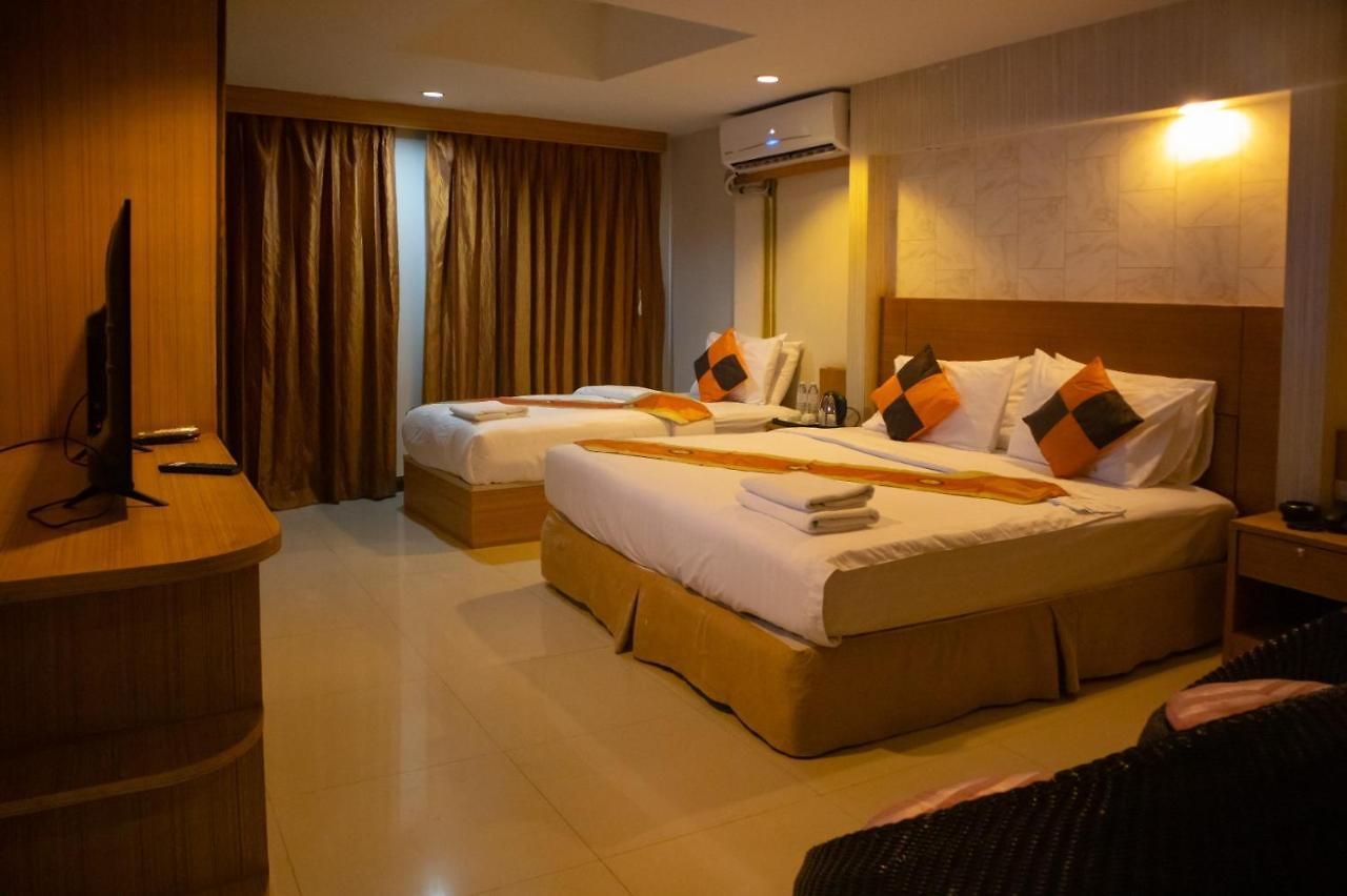 The Esse โรงแรม 3*