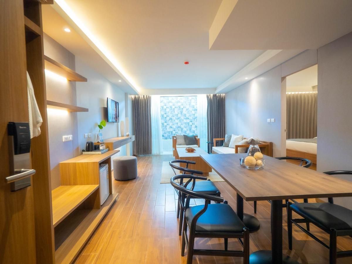 โรงแรม Shambhala 4*