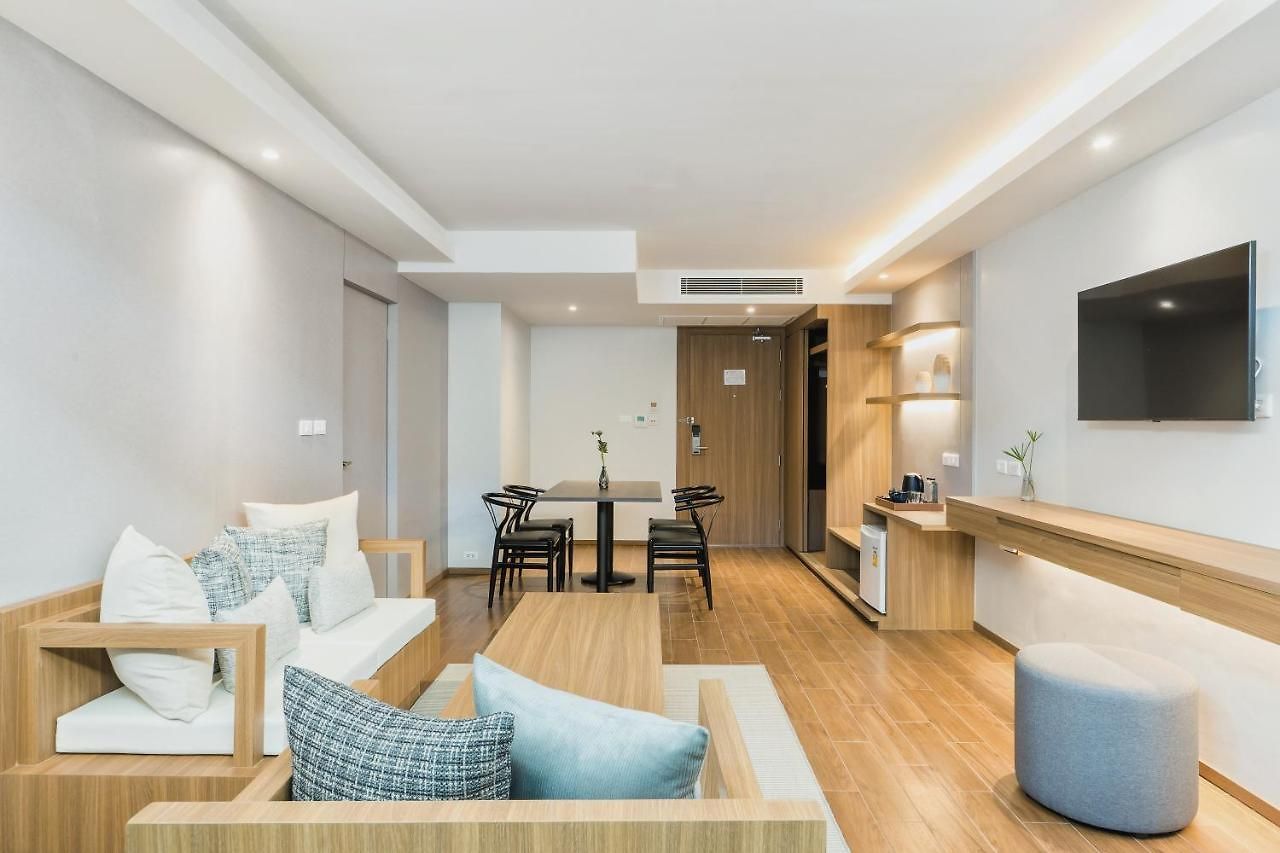 โรงแรม Shambhala 4*