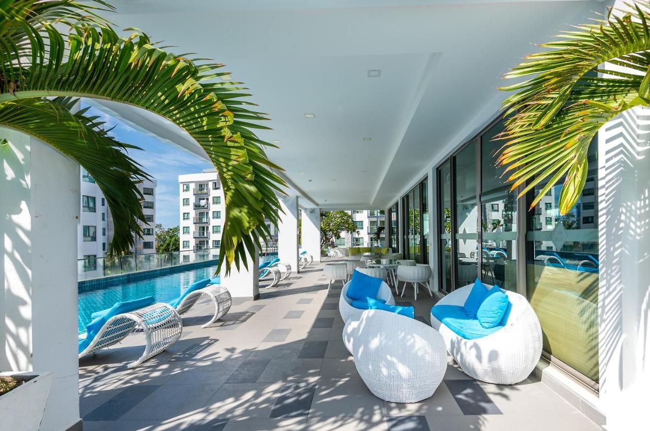 Rare Xxxl Swimming Pools - 500mbps Blazing Fast Free Wifi - Floor Pool View Balcony - Gym - Sauna - Kids Playground - Supermarkets *