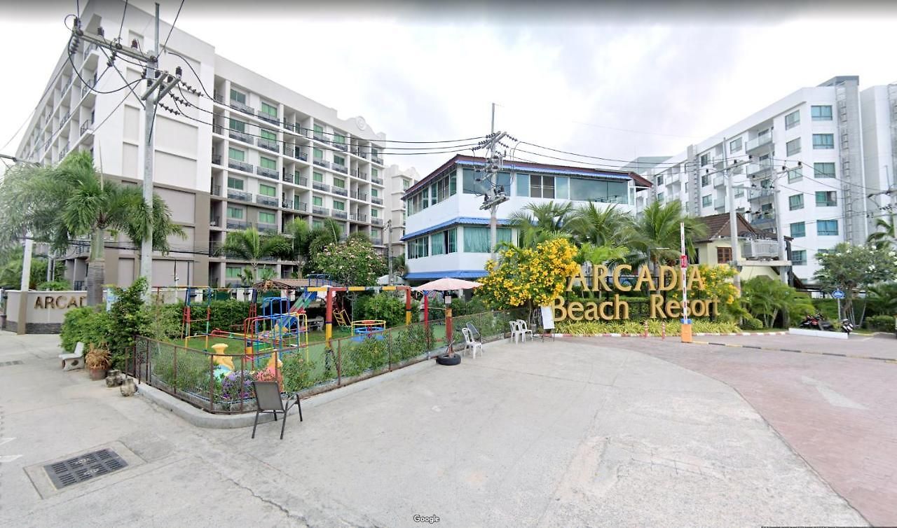 อพาร์ทเม้น Rare Xxxl Swimming Pools - 500mbps Blazing Fast Free Wifi - Floor Pool View Balcony - Gym - Sauna - Kids Playground - Supermarkets