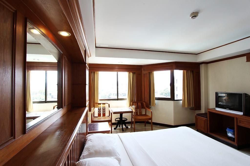 เดอะ เอเอ พัทยา เรสซิเดนซ์ โรงแรม