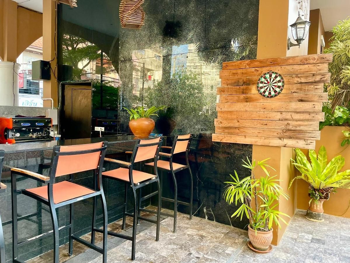 Kudos Parc โรงแรม Pattaya