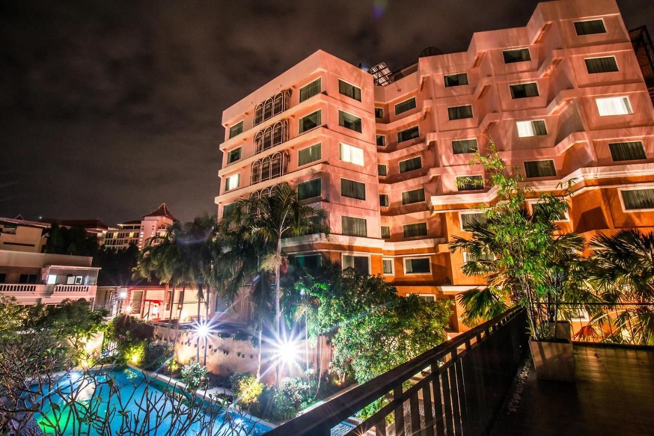 Kudos Parc โรงแรม 4*