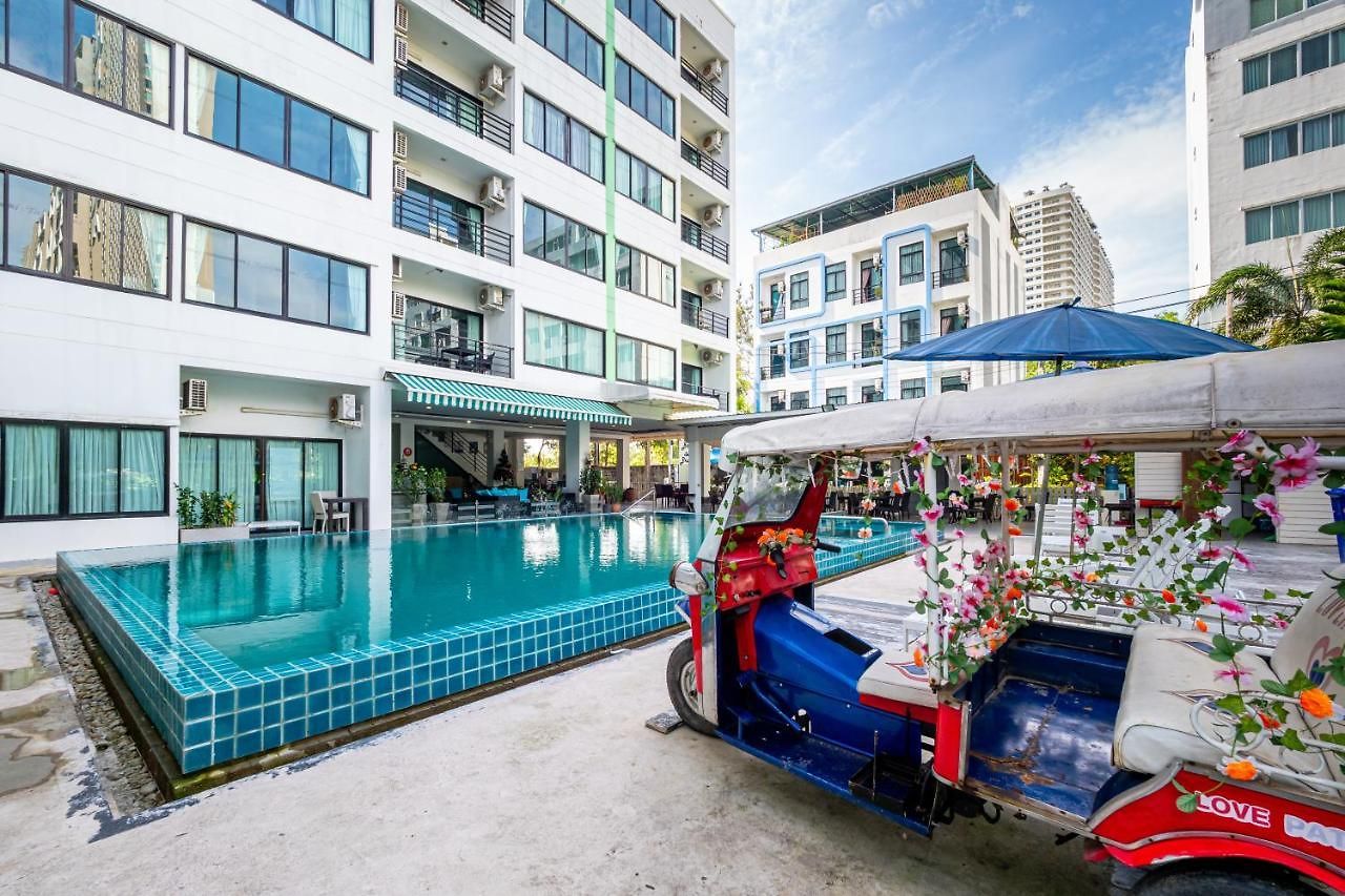 ไอ-ทะเล รีสอร์ต Pattaya