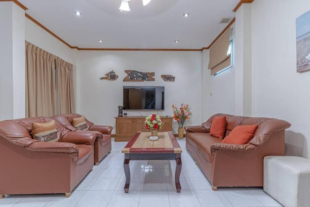 Villa 5-3br Huge Pool, Bbq, 300m-beach, 8 Mins To Walking Street