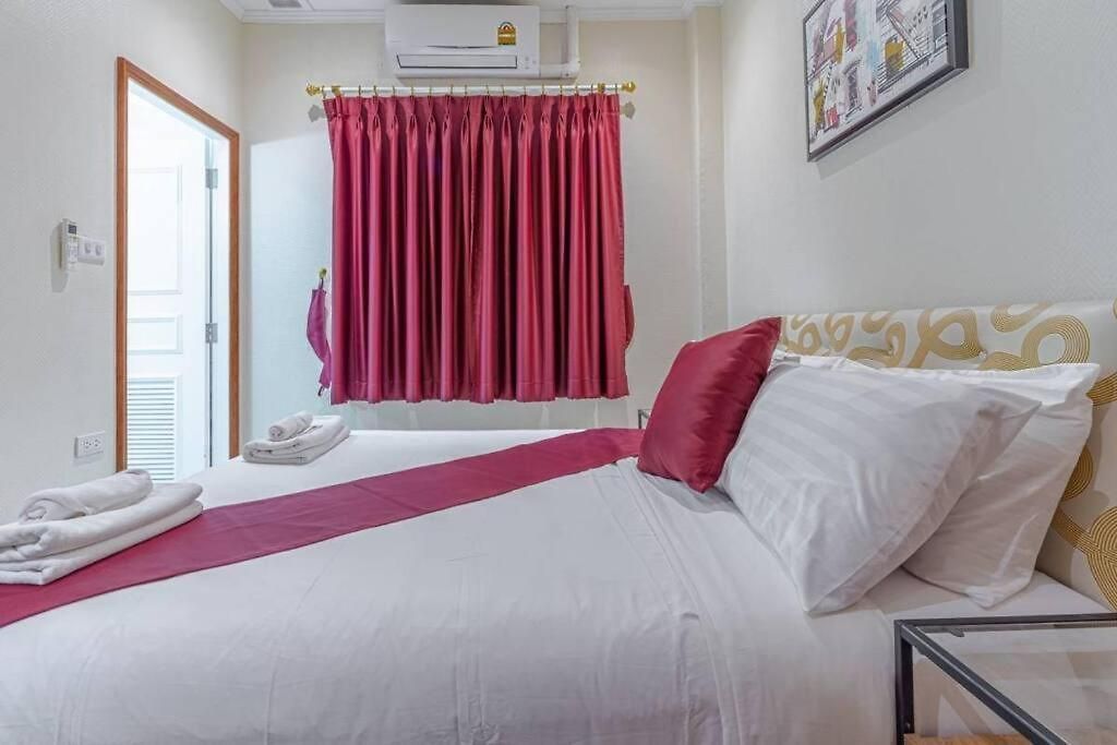 1-huge Pool, Bbq, 300m-beach, 8 Mins To Walking Street