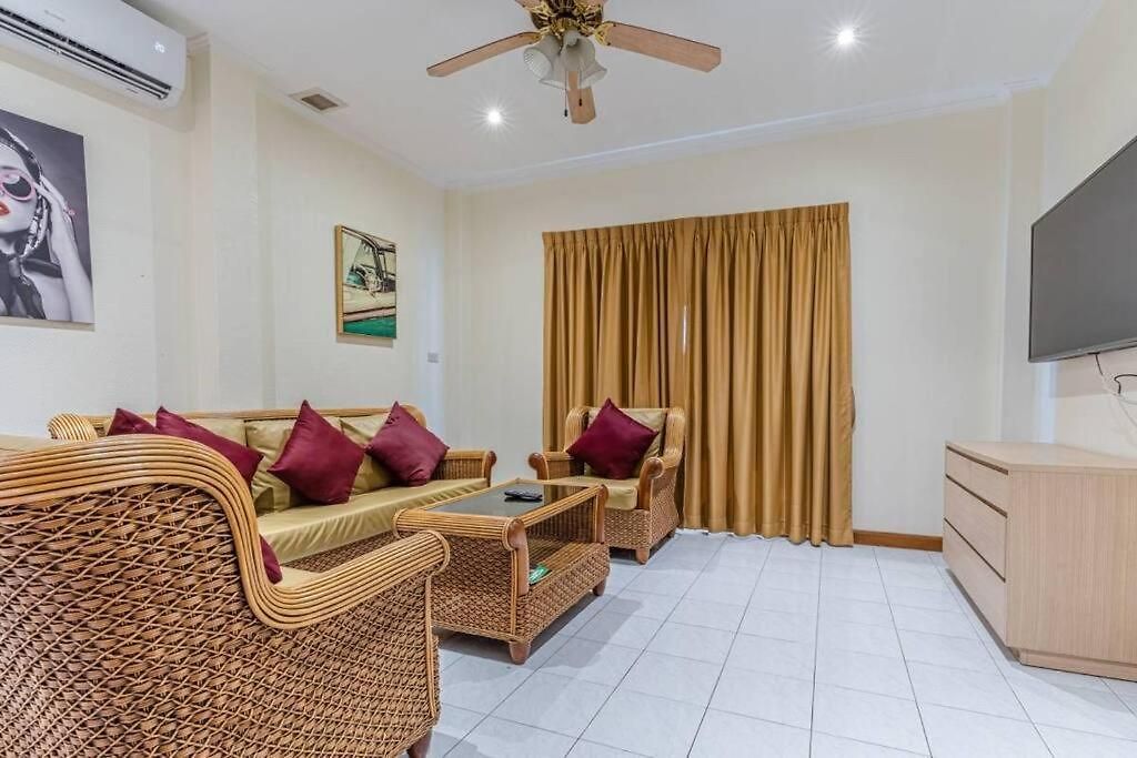 6-3br Huge Pool, Bbq, 300m-beach, 8 Mins To Walking Street วิลล่า Pattaya