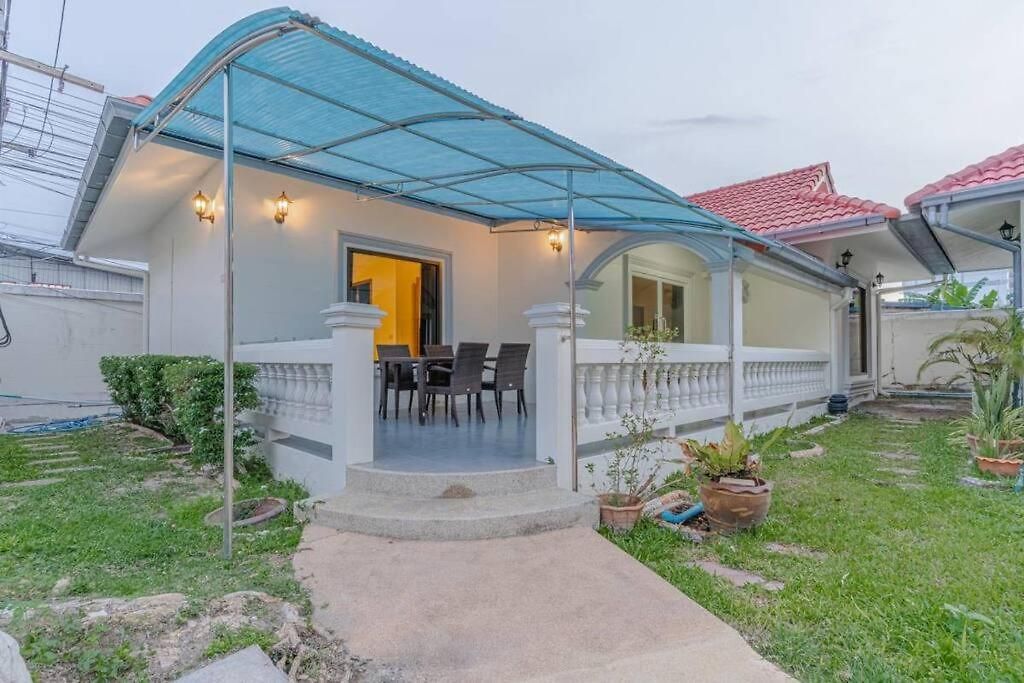 6-3br Huge Pool, Bbq, 300m-beach, 8 Mins To Walking Street วิลล่า