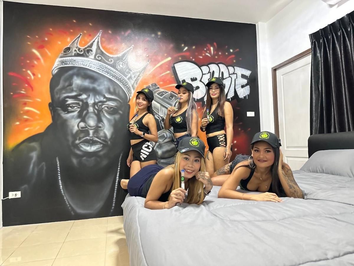 บ้านพัก Bonkers Pattaya