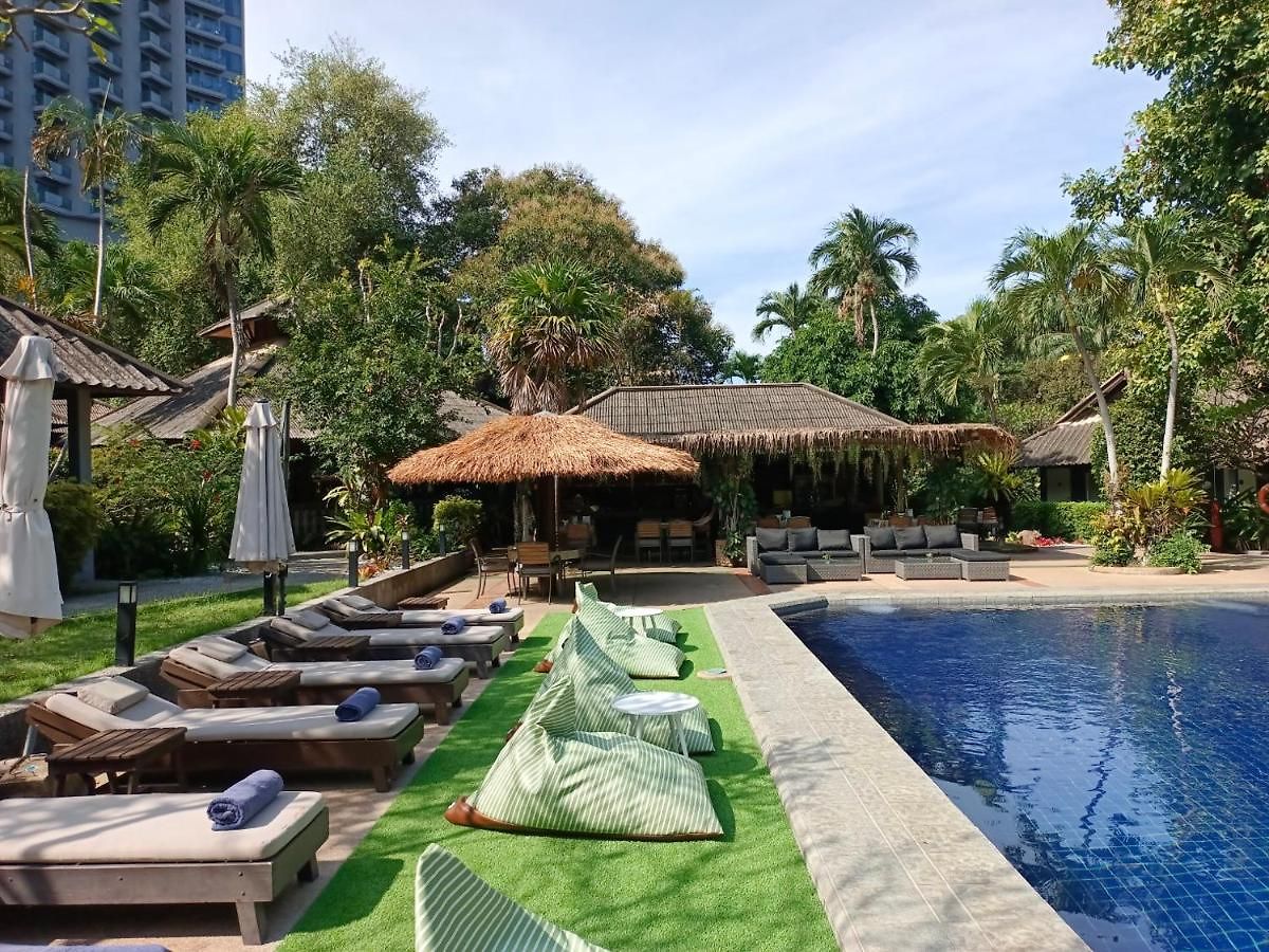 Let's Hyde & - Pool 4* Pattaya