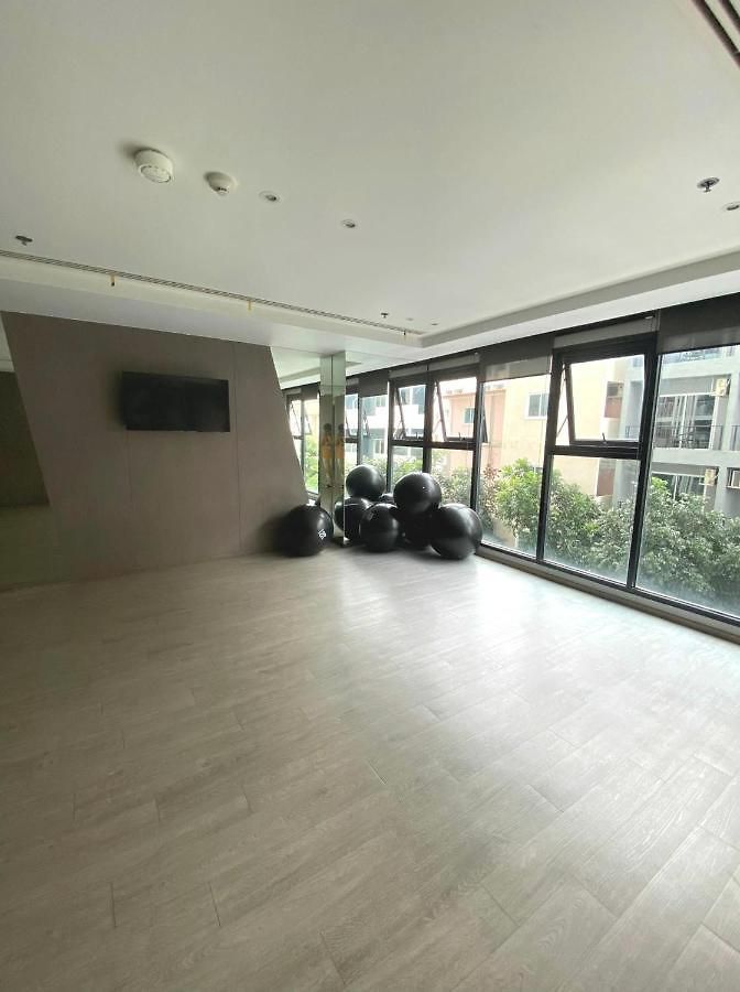 The Base Horizon Apartment